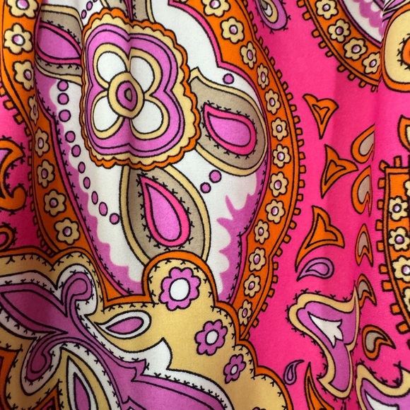 Jude Connally Dresses & Skirts - Jude Connally Pink Paisley Nancy Dress Medium. Scoop Neck and Bell Sleeves EUC